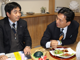 エミュー料理を試食しました