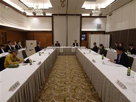 九州各県議会議長会事務局長会議　写真1