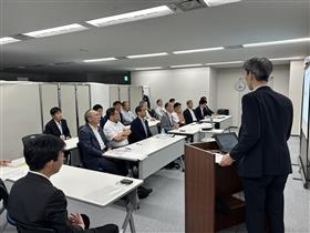 北陸新幹線建設局