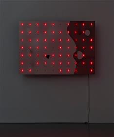 宮島達男《Warp Time With Warps Self No.2》2010、タグチアートコレクション／タグチ現代芸術基金、©︎Tatsuo Miyajima Courtesy of the artist and SCAI THE BATHHOUSE