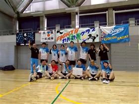 優勝を決め笑顔を選手