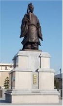 鍋島直正公銅像