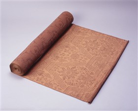 茶地結立涌花鳥模様襴錦