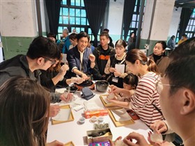 お米体験の様子