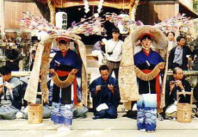 白鬚神社の田楽