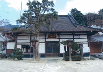 医王寺本堂