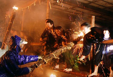 神原八幡宮の取り追う祭