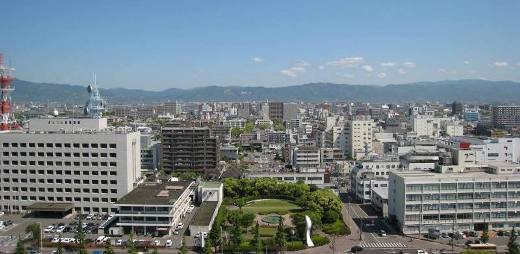 写真：県庁舎北方面