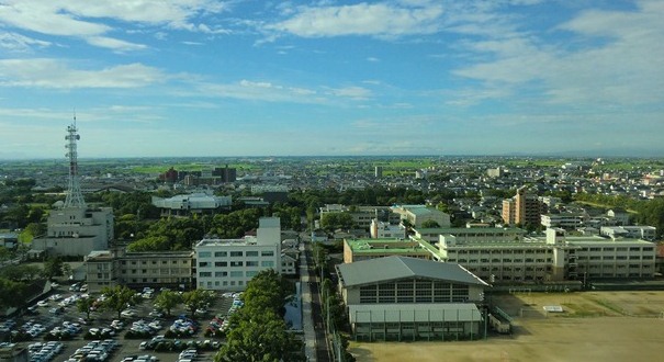 写真：県庁舎南方面