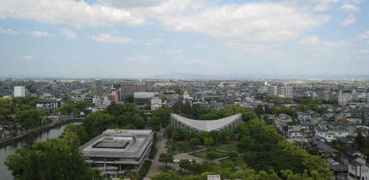 写真：県庁舎東方面