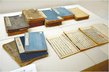 佐賀藩の藩校「弘道館」で使用された教科書(県立佐賀西高所蔵・県立博物館寄託)