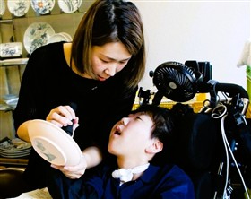 難病児とご家族の多様な体験の場