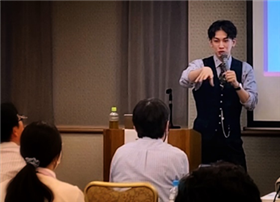 講師による講義の様子