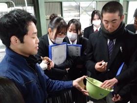 1年生が参加した講演会の様子