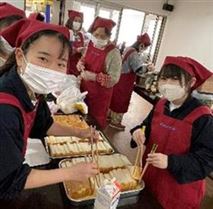 弁当調理の様子