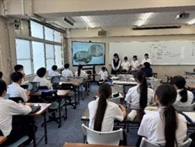 成果報告の様子