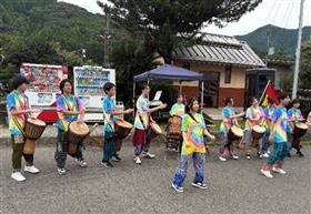 演奏の様子1枚目