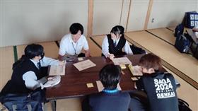 グループ別話し合いの様子1枚目