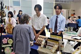 「うめ福」販売の様子1枚目