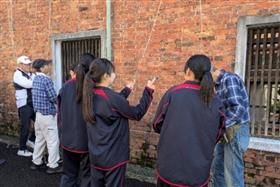 取付作業の様子1枚目