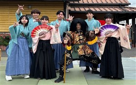 「道の駅たら」での神楽披露