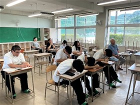 授業の様子2枚目