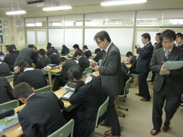文部科学省視察の様子1