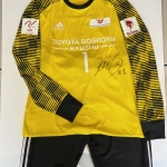 小峰選手のユニフォーム.jpg