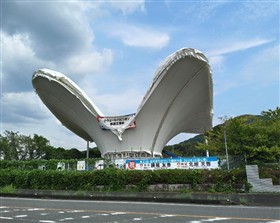 パビリオン組立の様子4